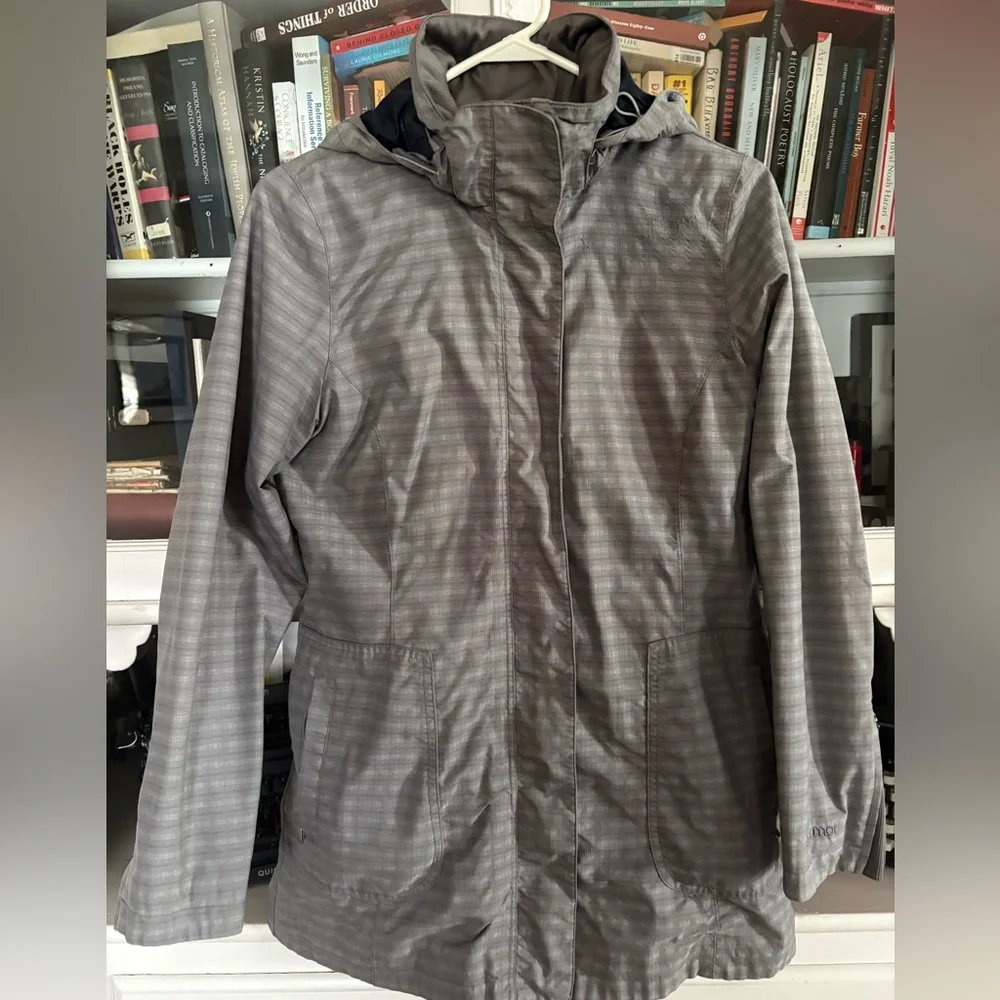 Marmot Women's Gray Rain/ waterproof Membrain utility jacket - Picture 2 of 13
